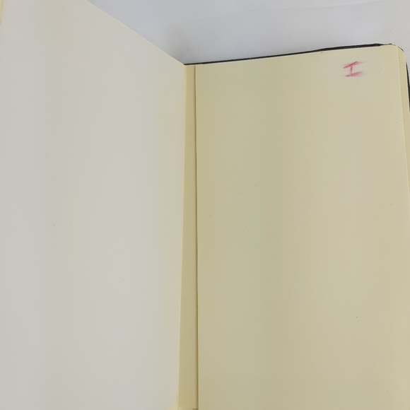 - 2 Moleskine black leather Paris Chicago notebook - Picture 6 of 16